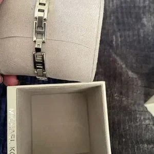 MICHAEL Michael Kors | Accessories | Beautiful Mk Silver  display picture 1